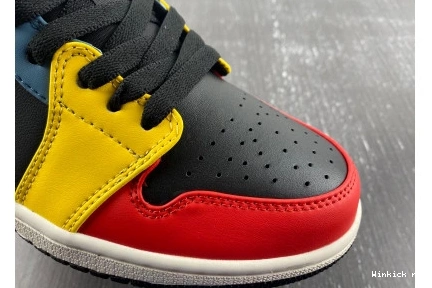 Jordan Black Low 1 Retro Multi-Color SE 1016